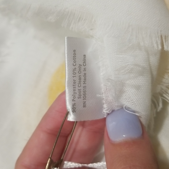 Pineapple Fashion Scarf - Picture 7 of 8